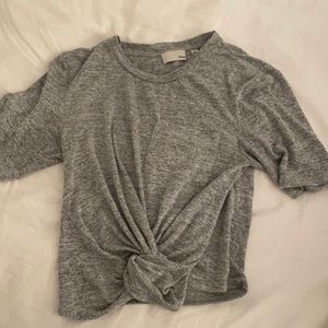 Aritzia gray cropped tshirt with knot detail